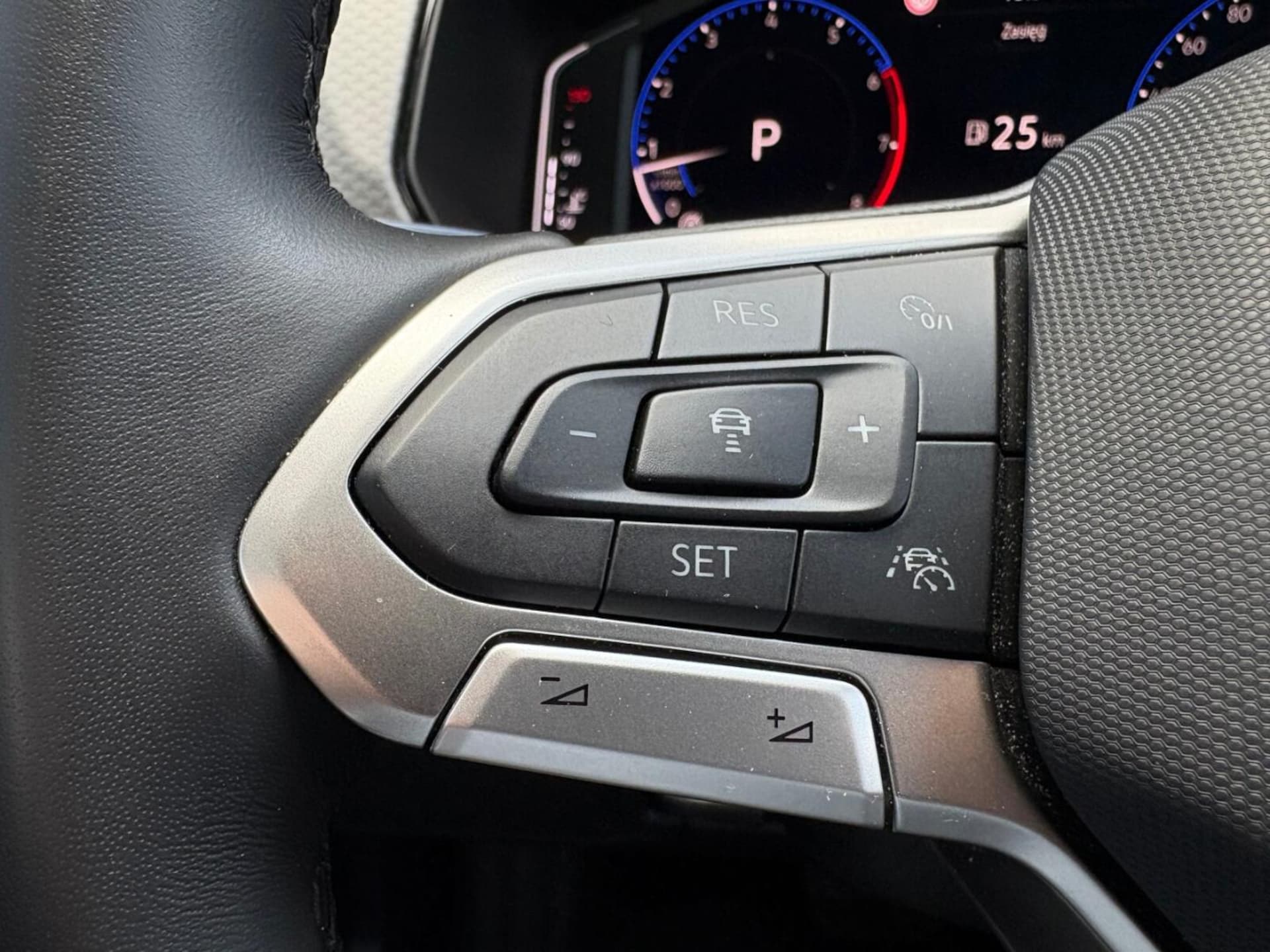 Volkswagen T-Cross Life Plus