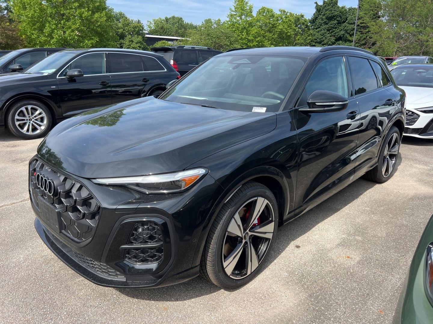 2026 Audi SQ5 Premium Plus quattro's photo