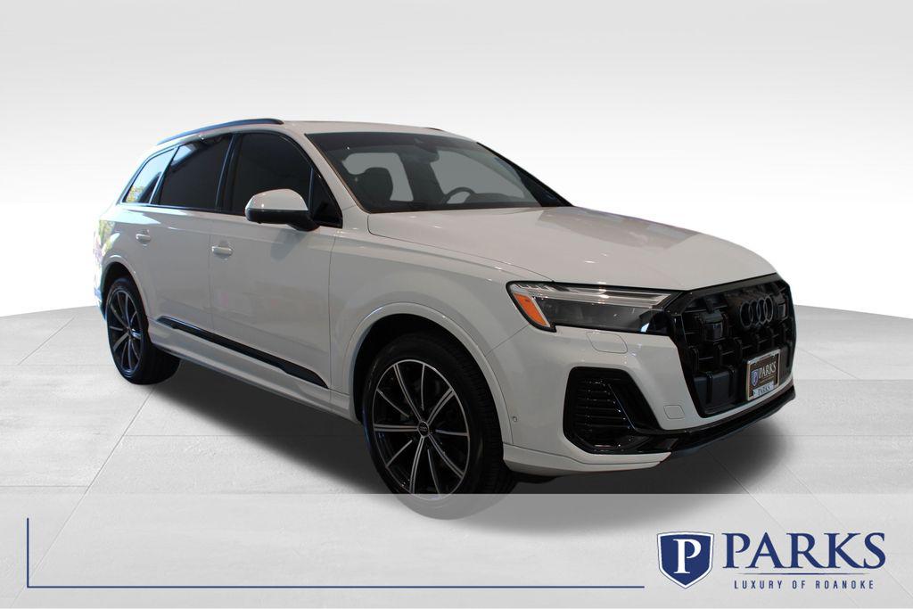 2025 Audi Q7 45 Premium Plus quattro Tiptronic's photo