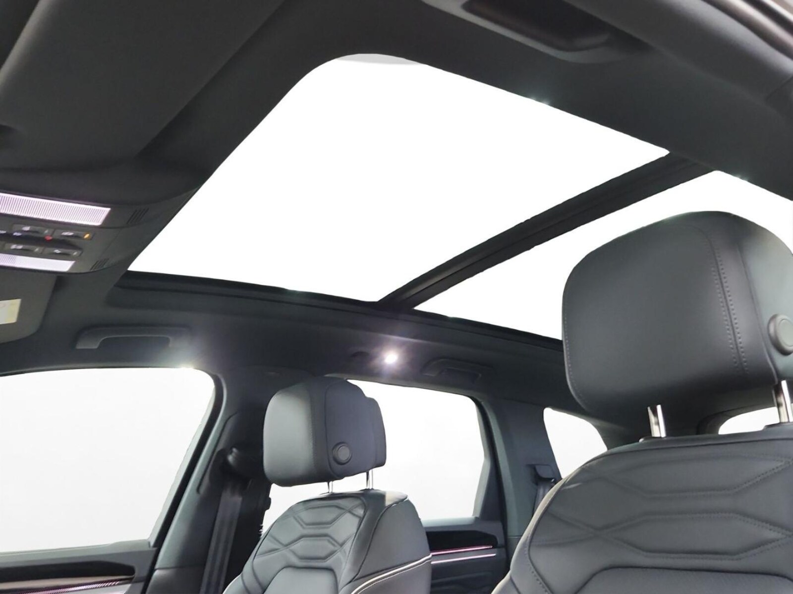 Volkswagen Touareg – Bild 15