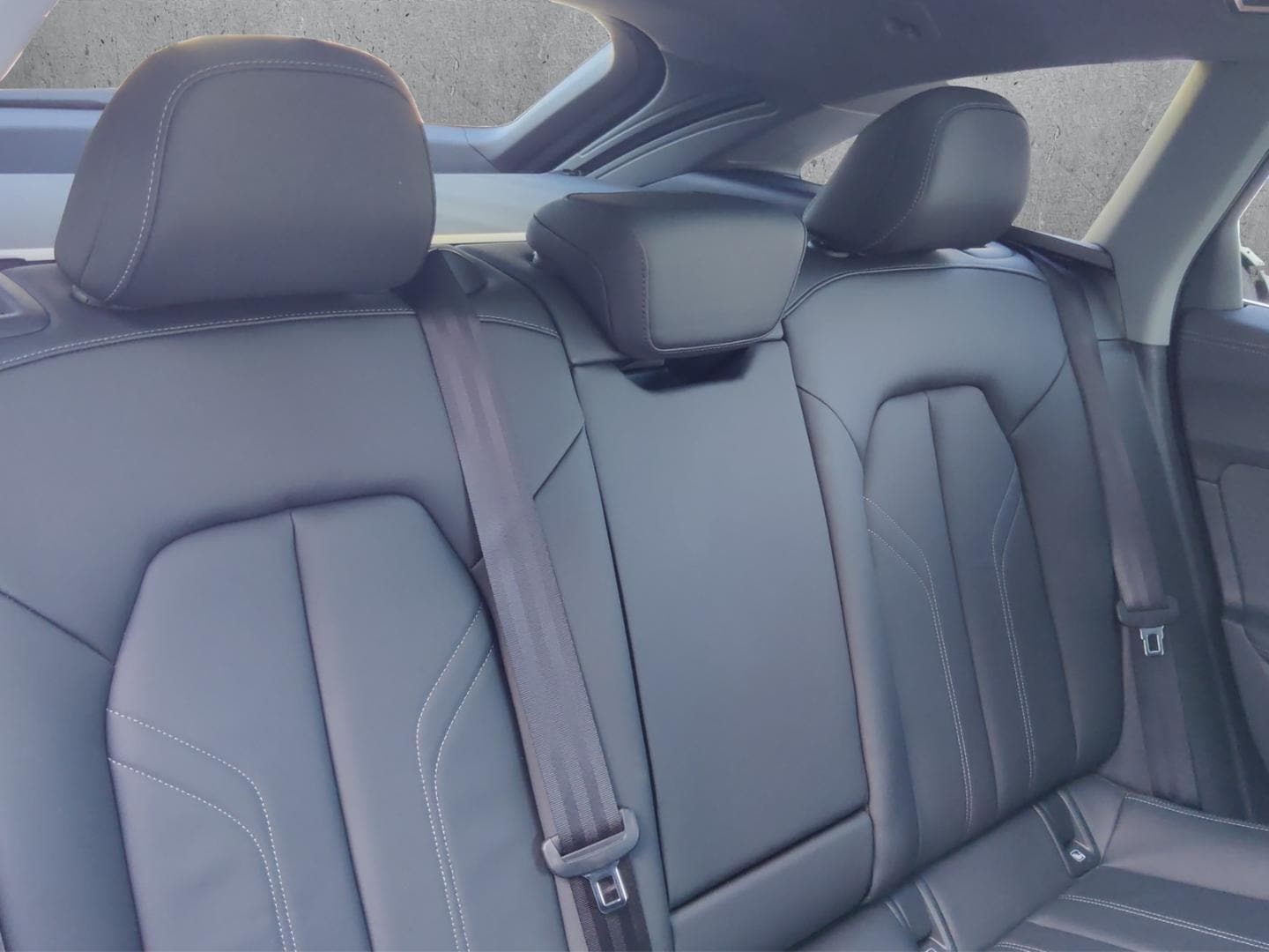 Bild über Audi A5 Avant TDI quattro 150 kW S tronic - für weitere Informationen kontaktieren Sie den Audi Partner