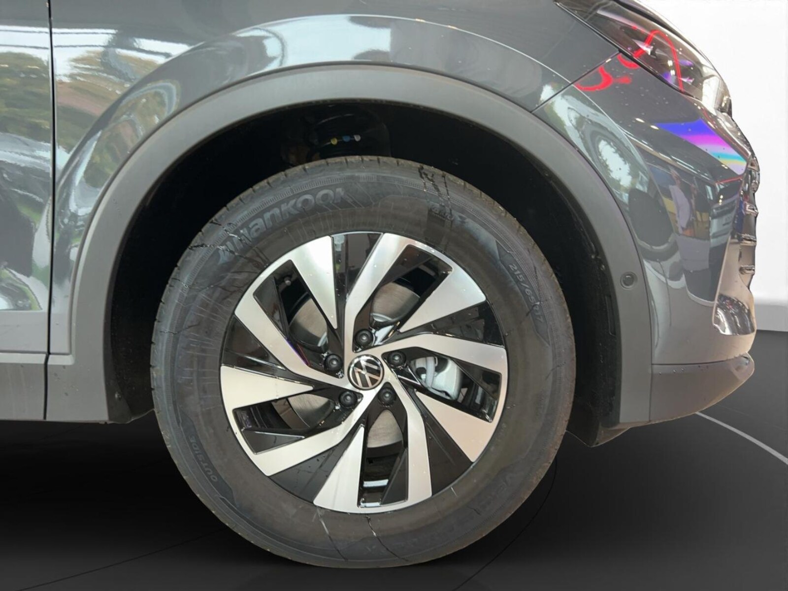 Volkswagen Tiguan – Bild 13