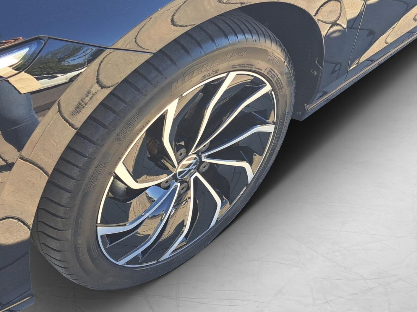 Volkswagen Golf Variant – Bild 12