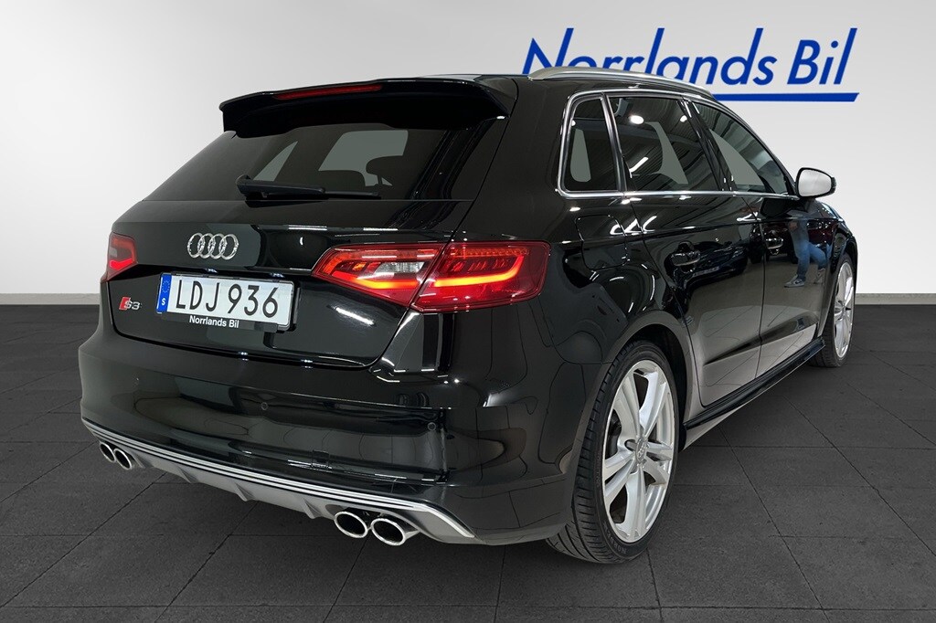 Image about Audi S3 / S3 Sportback / S3 Sedan /  S3 S3 Sportback 2.0 TFSI quattro 300 hk 6-växlad
