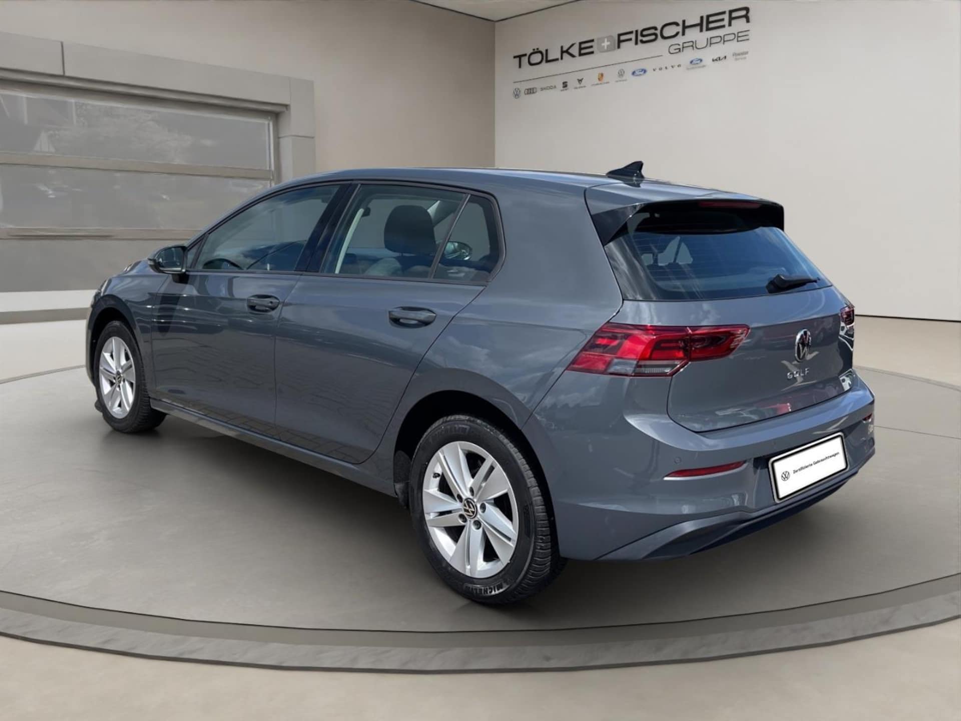 Volkswagen Golf Life