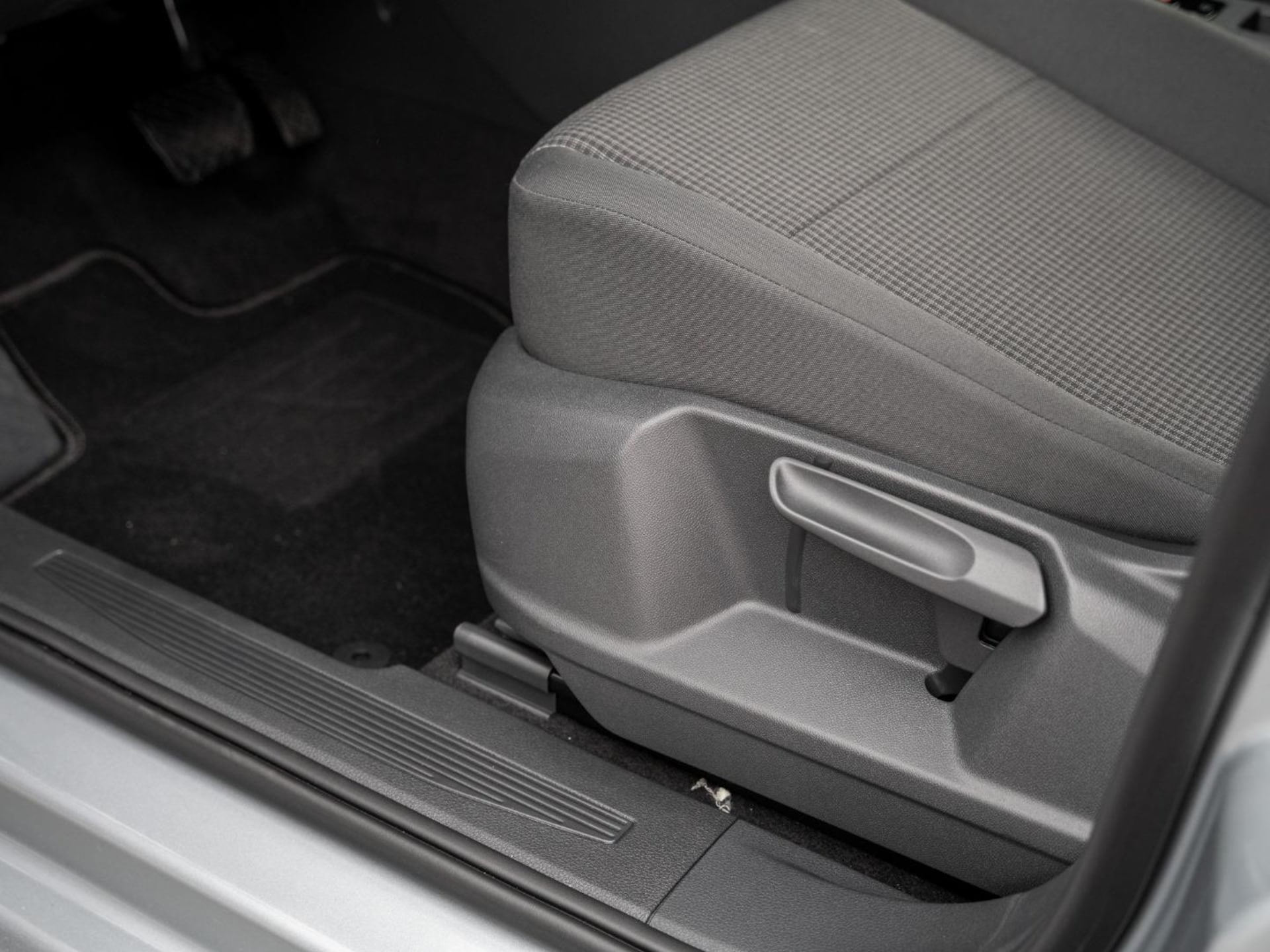 Volkswagen Caddy Maxi Basis-Modell