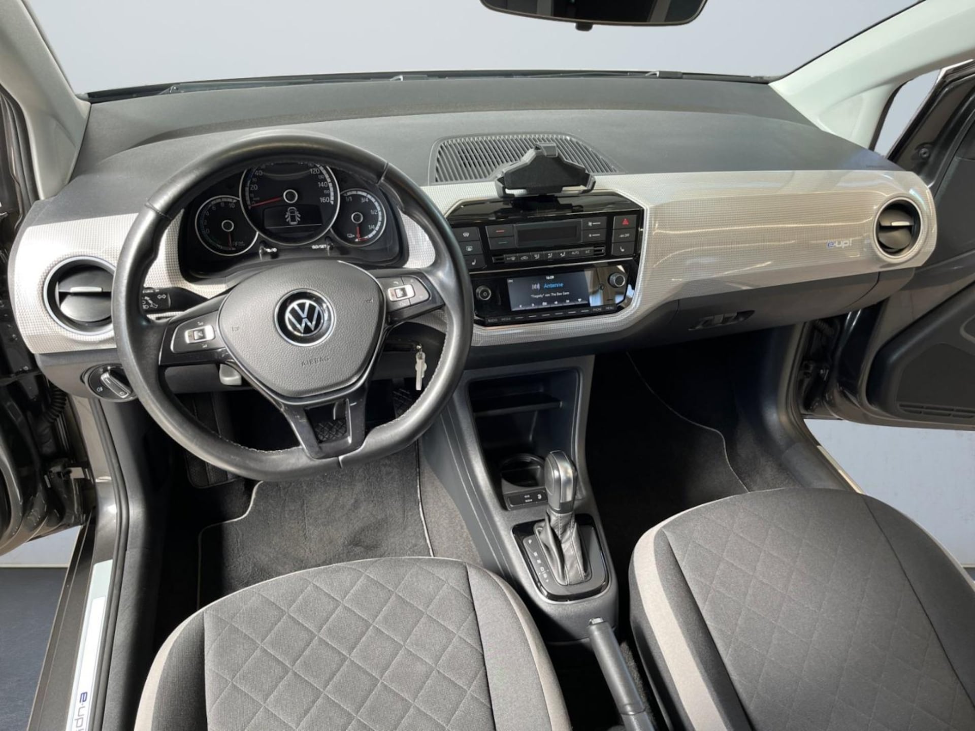 Volkswagen e-up! Style "Plus"