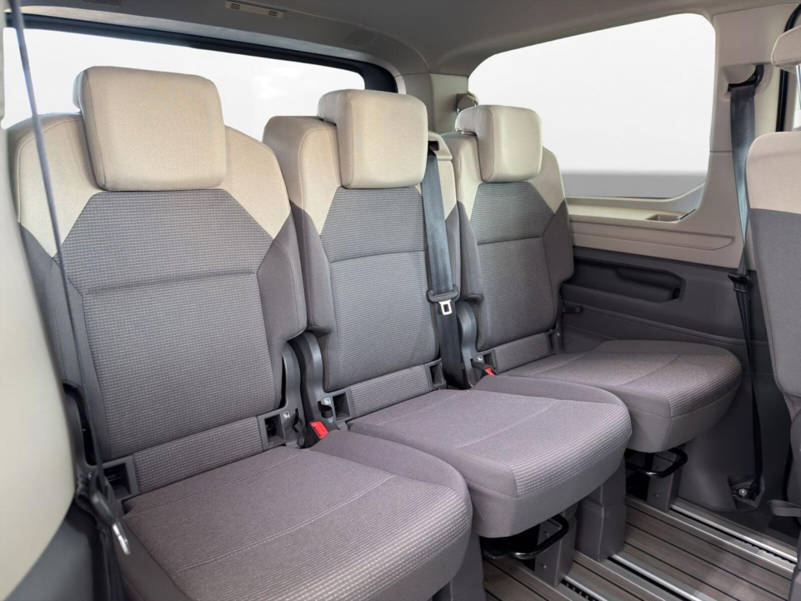 Volkswagen Multivan Langversion – Bild 12