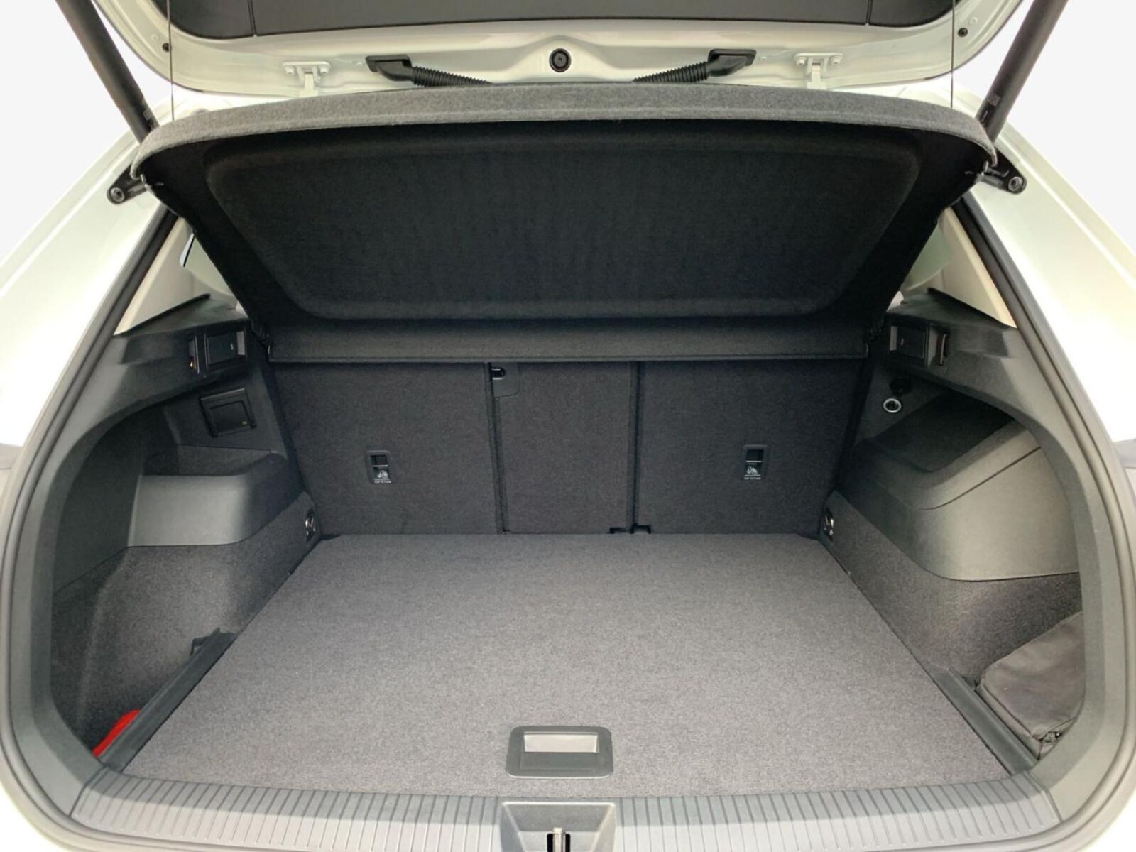 Volkswagen Tiguan – Bild 8