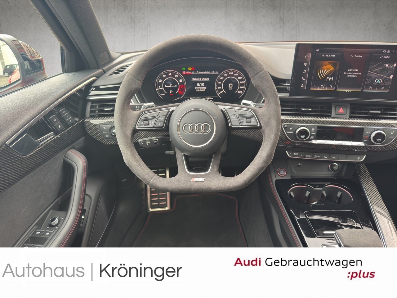 Image about Audi RS 4 Avant TFSI quattro tiptronic