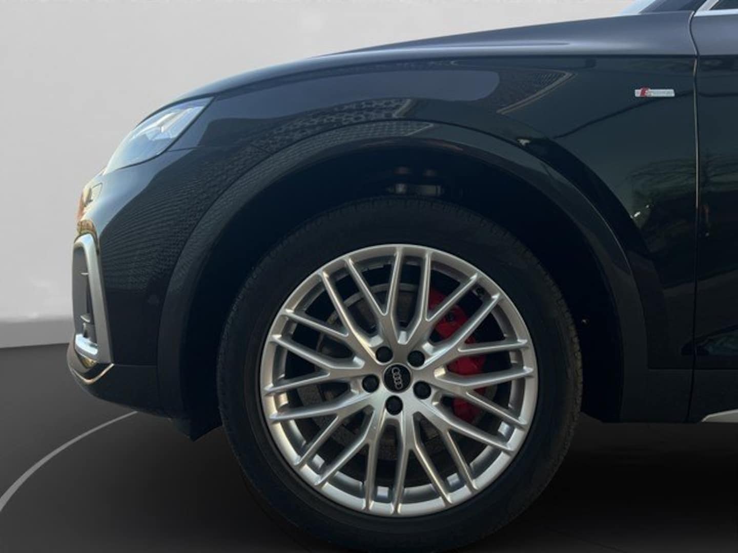 Bild über Audi Q5 40 TDI quattro 150 kW S tronic - für weitere Informationen kontaktieren Sie den Audi Partner