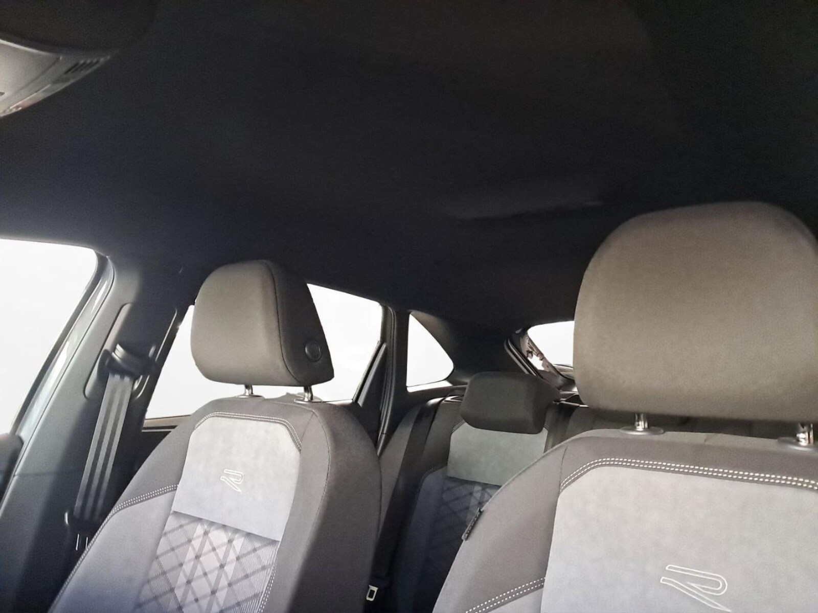 Volkswagen Taigo – Bild 10