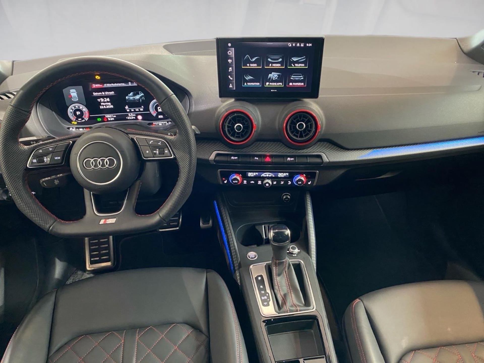 Audi Q2 S line