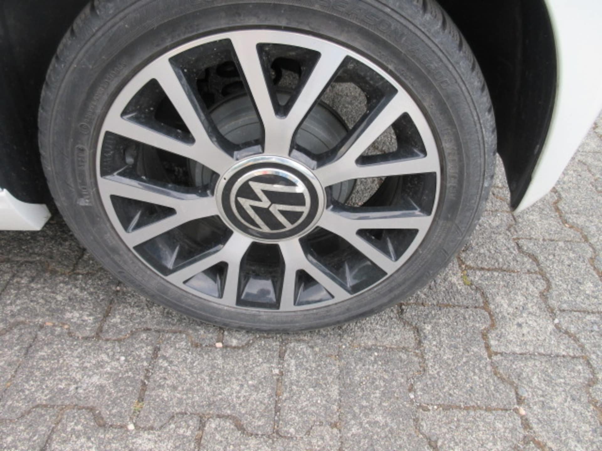 Volkswagen e-up! Edition