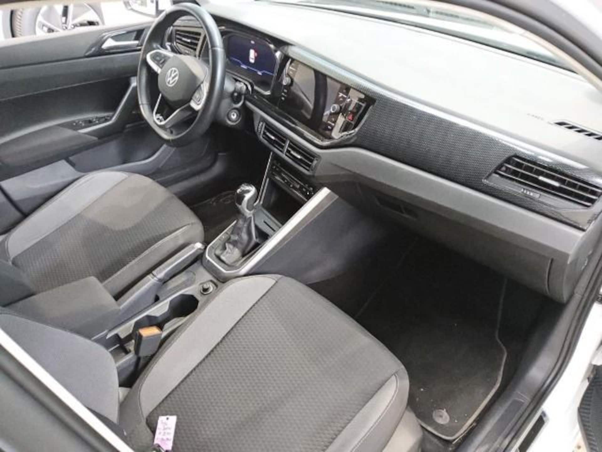 Volkswagen Polo Active