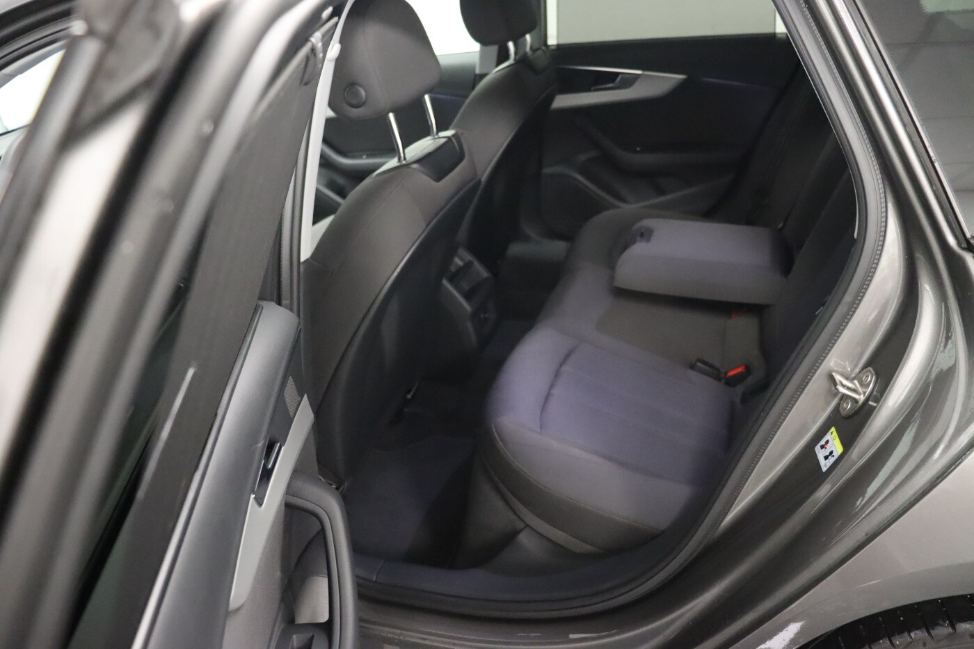 Image about Audi A4 Avant 40 TDI S tronic