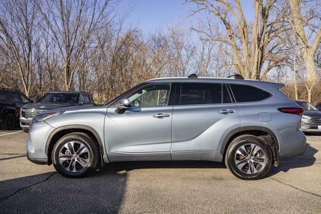 2022 TOYOTA HIGHLANDER - Image 8