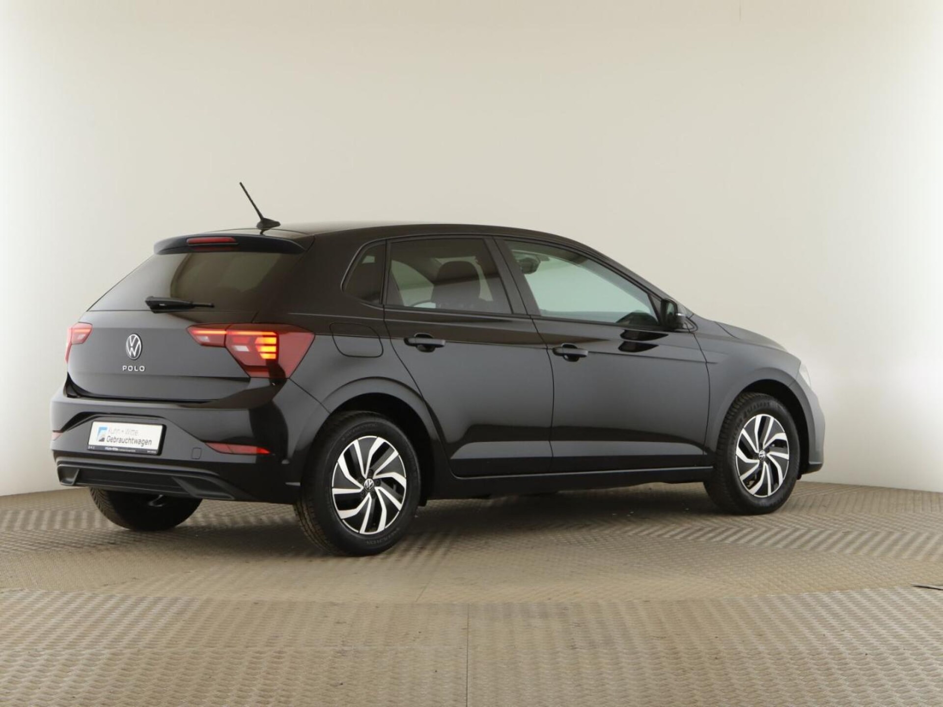 Volkswagen Polo Basis-Modell
