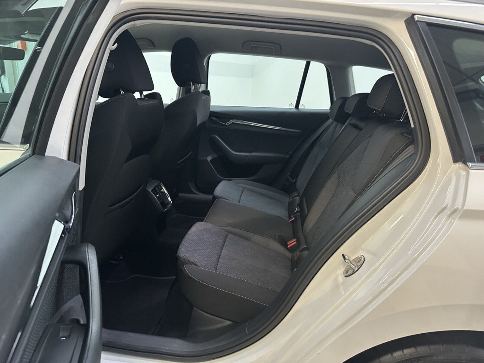 Škoda Octavia Combi – Bild 15