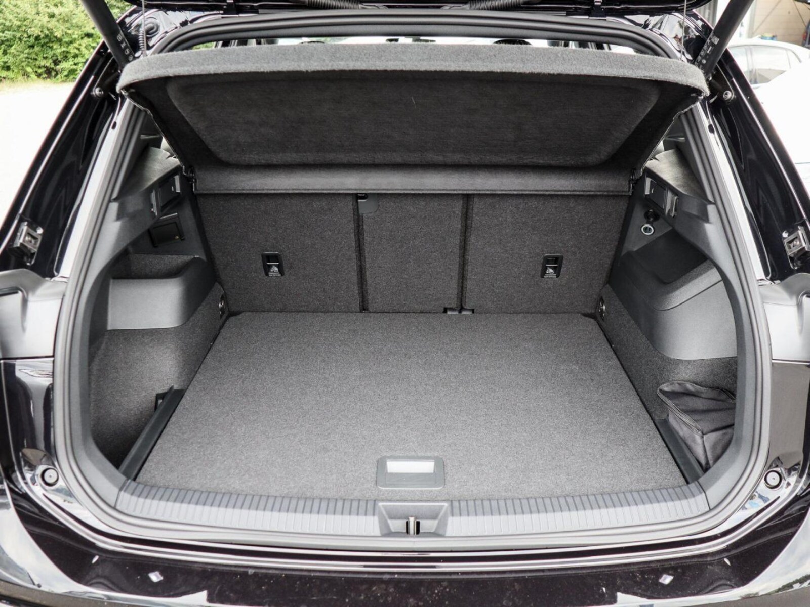 Volkswagen Tiguan – Bild 11