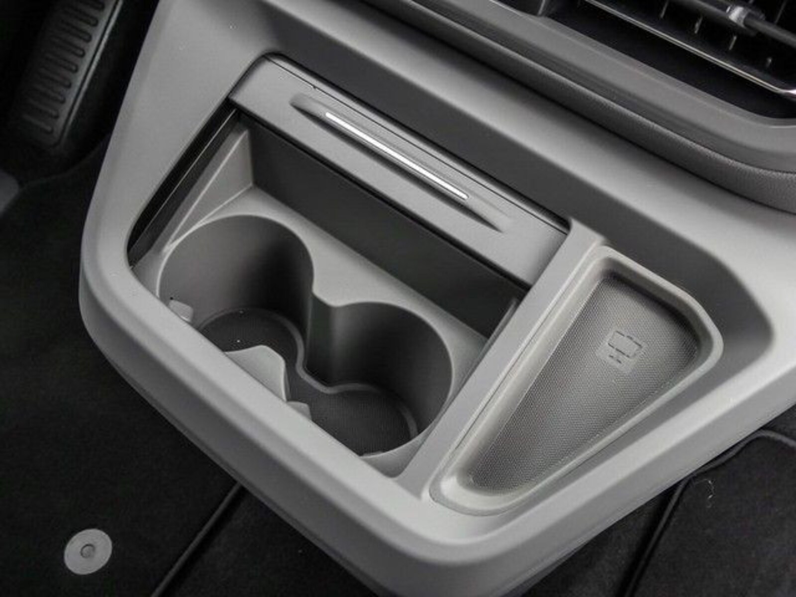 Volkswagen Caravelle – Bild 19