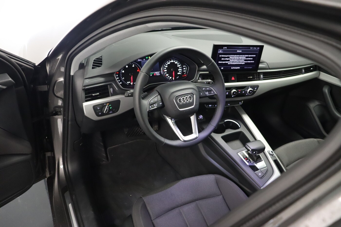 Image about Audi A4 Avant 40 TDI S tronic