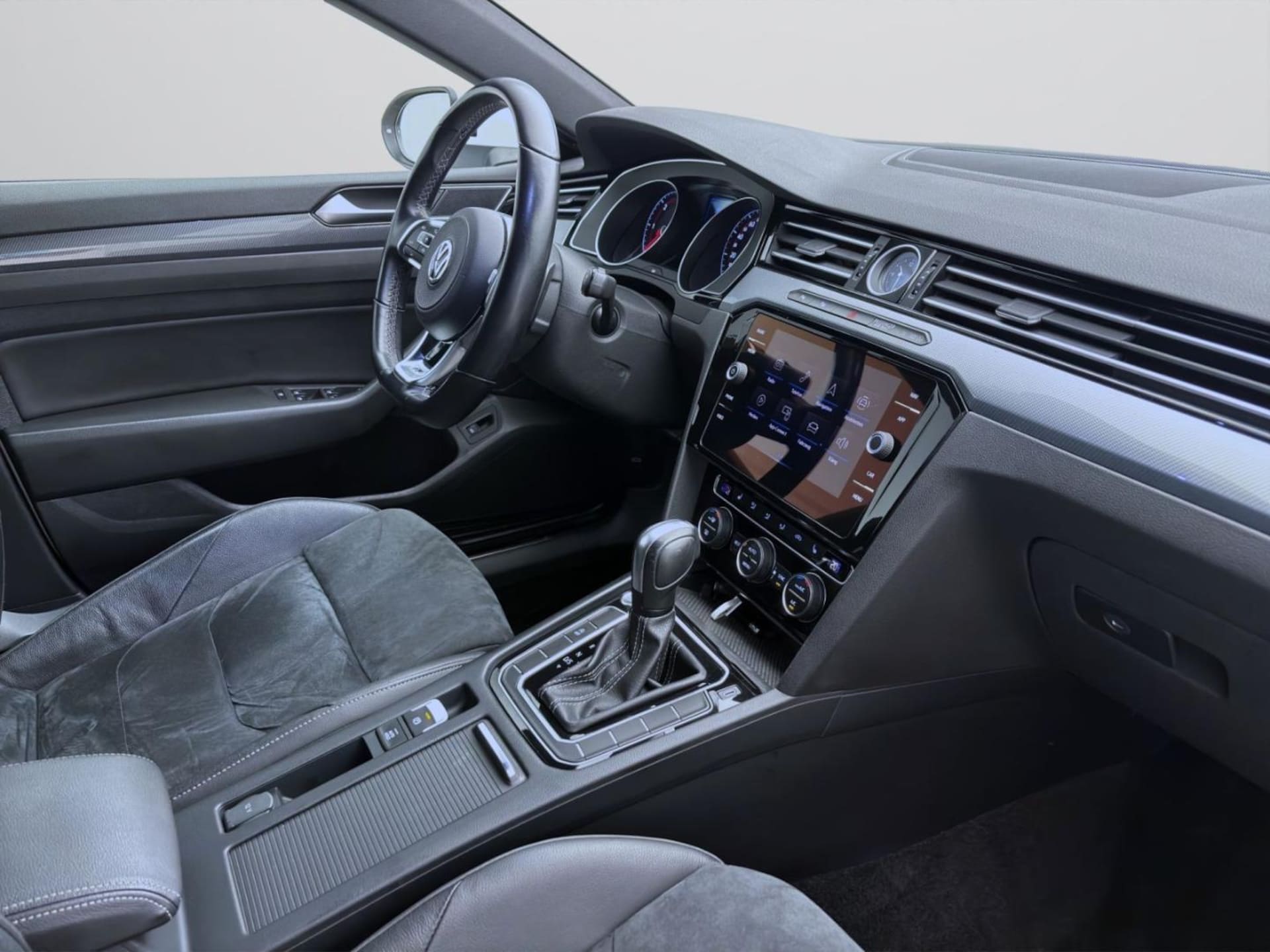 Volkswagen Arteon R-Line