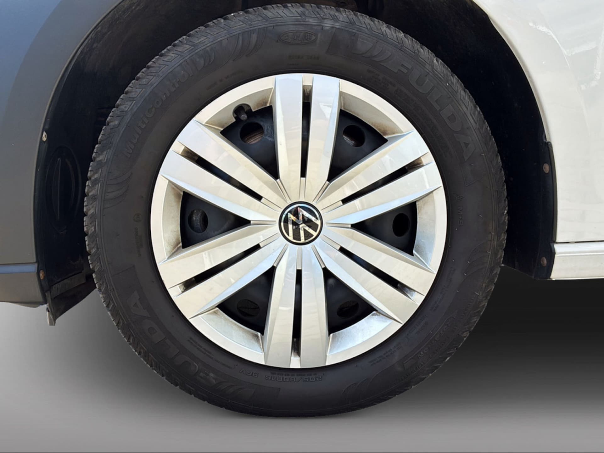 Volkswagen Caddy Basis-Modell