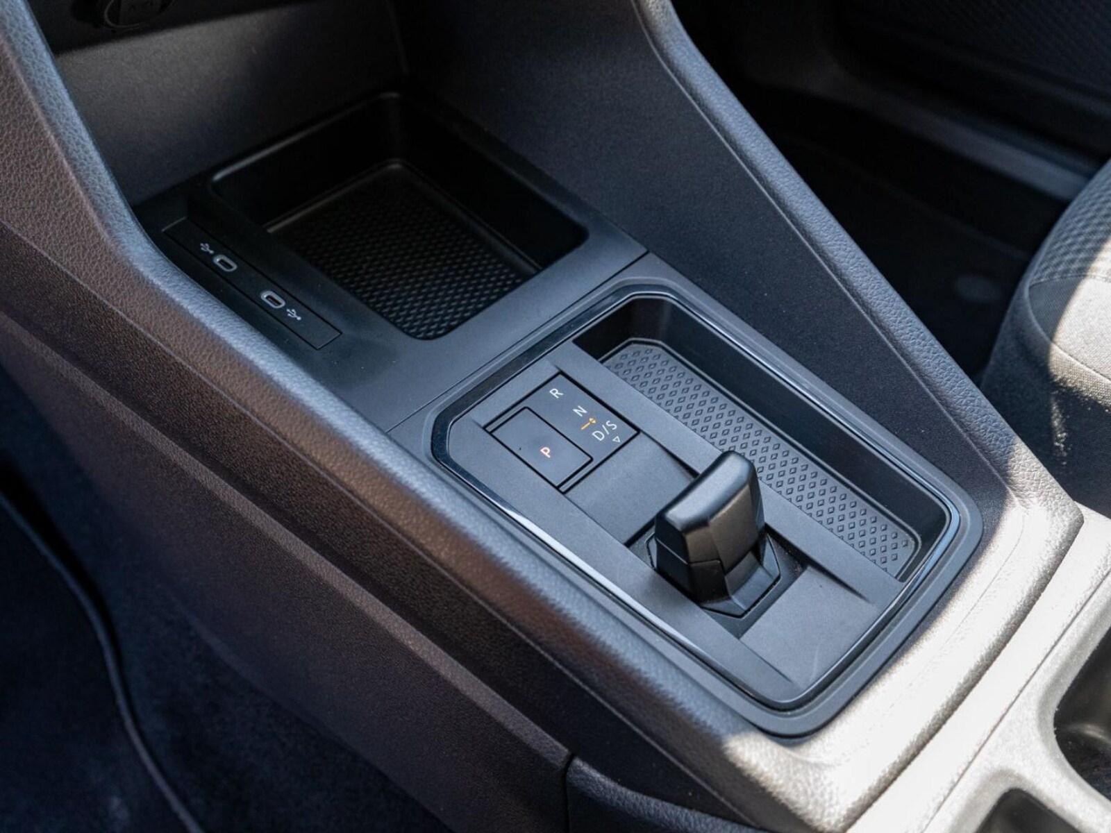 Volkswagen Caddy Cargo – Bild 13