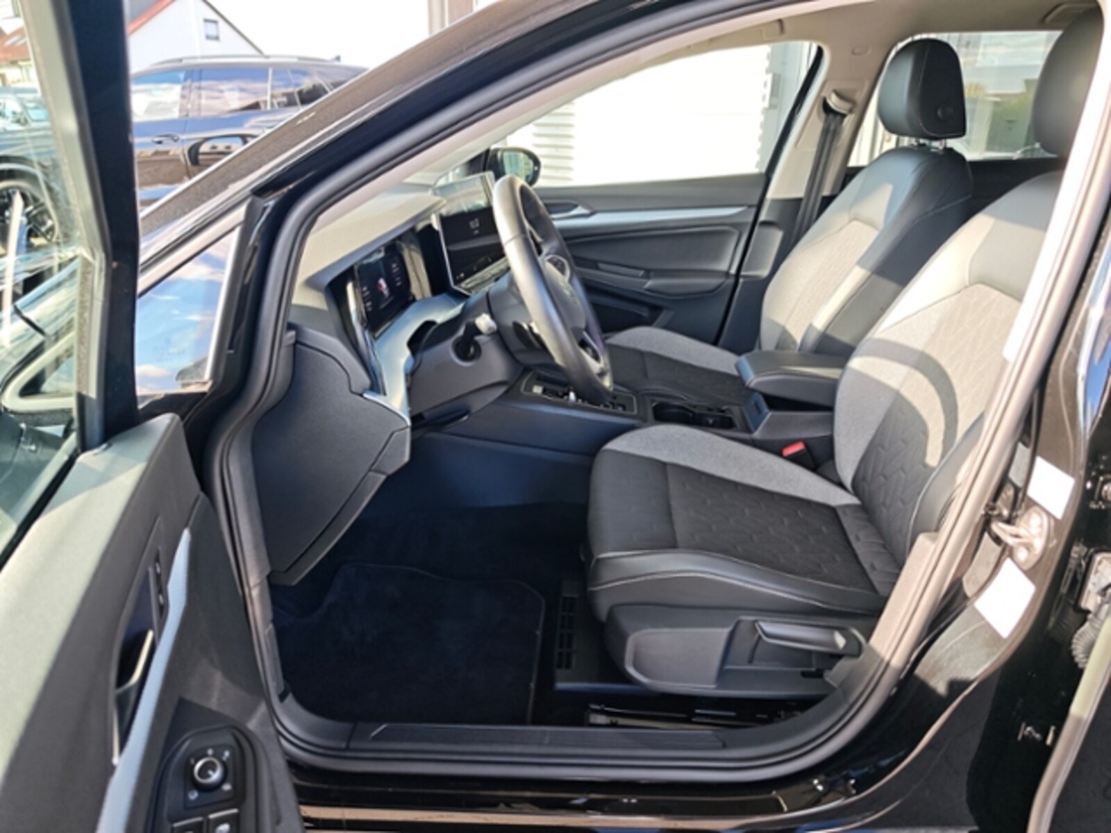 Volkswagen Golf Variant – Bild 10