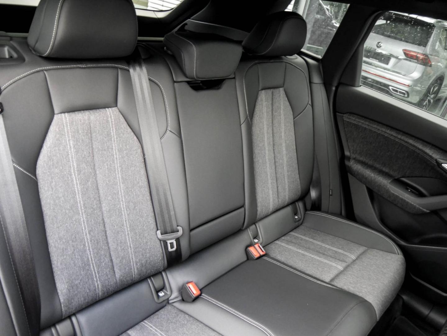 Image about Audi Q6 SUV e-tron e-tron performance