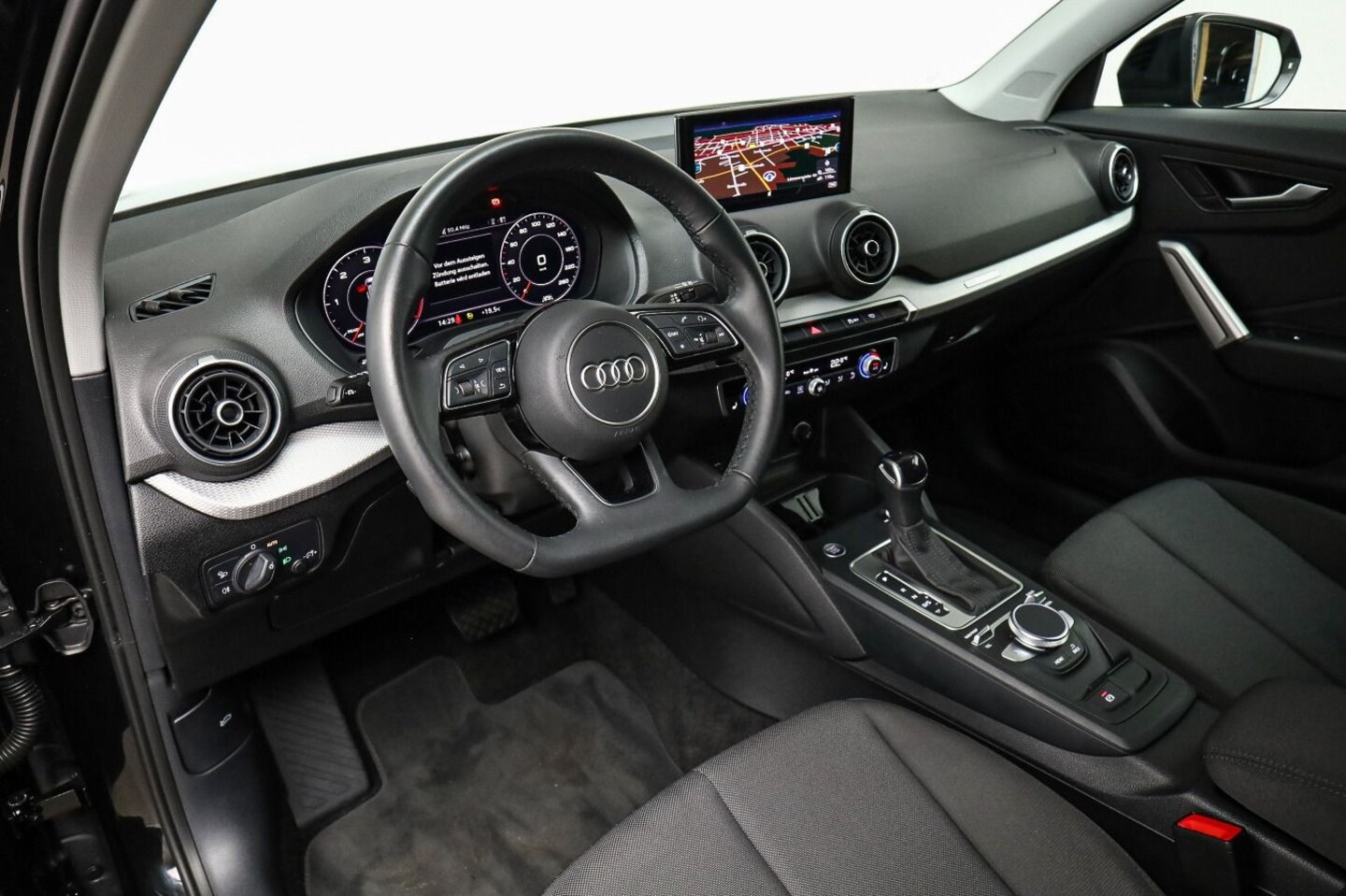 Bild über Audi Q2 advanced 30 TDI S tronic - für weitere Informationen kontaktieren Sie den Audi Partner
