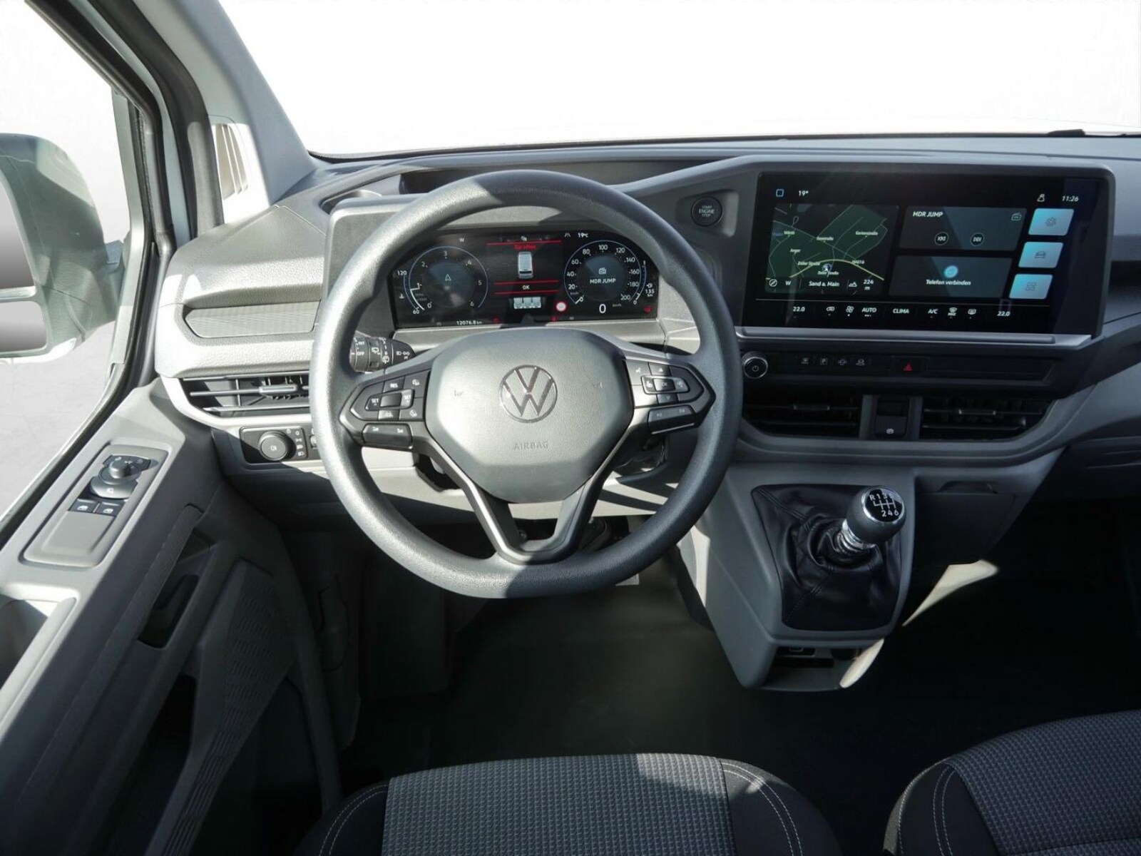 Volkswagen Transporter Kombi kurzer Radstand – Bild 8