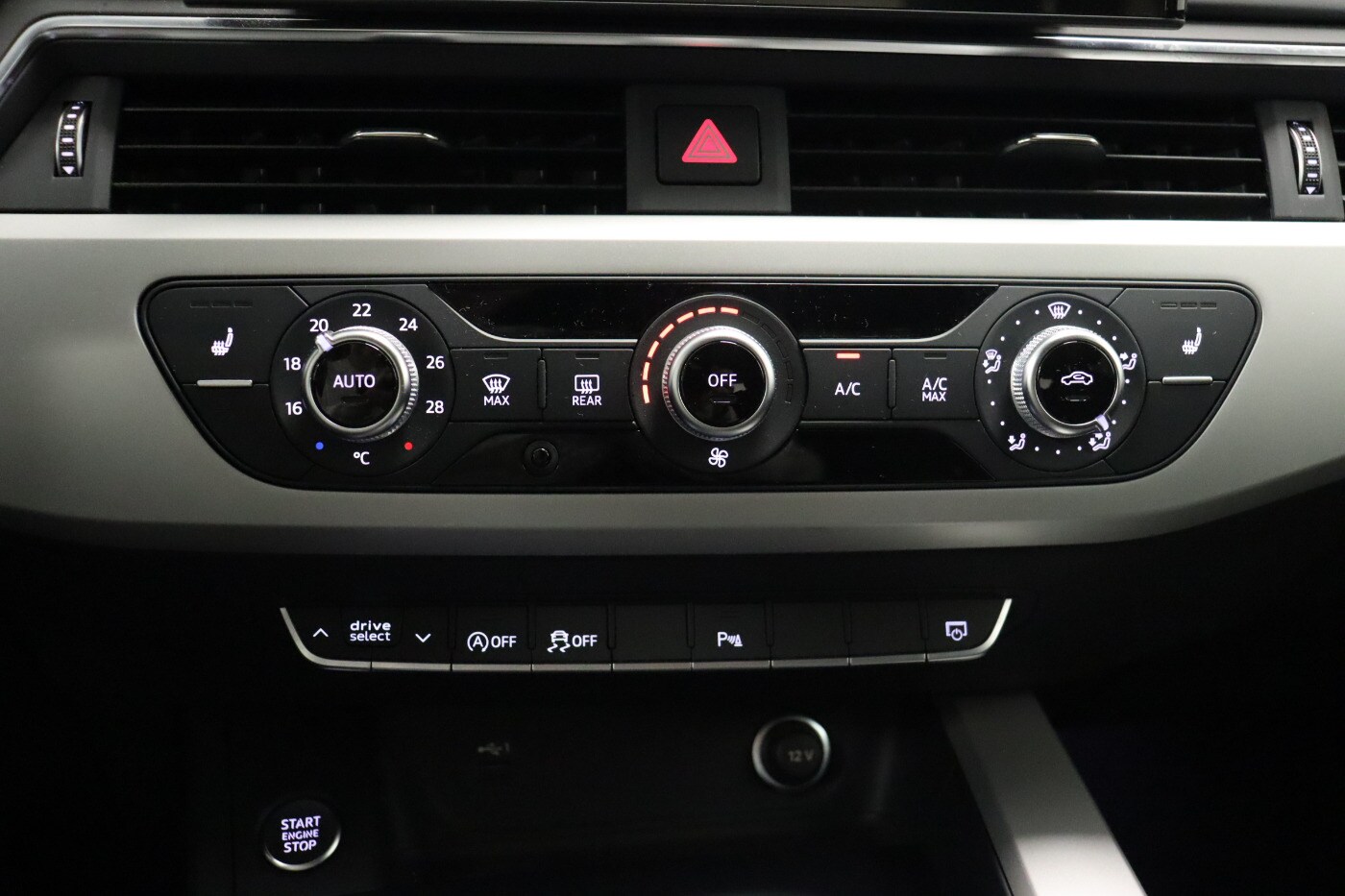 Image about Audi A4 Avant 40 TDI S tronic