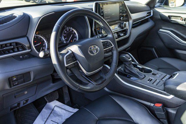 2022 TOYOTA HIGHLANDER - Image 10