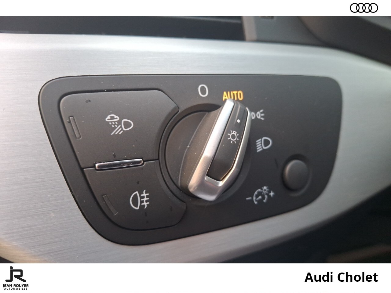 Image about Audi A4 Avant S Line 40 TDI quattro 150 kW (204 ch) S tronic
