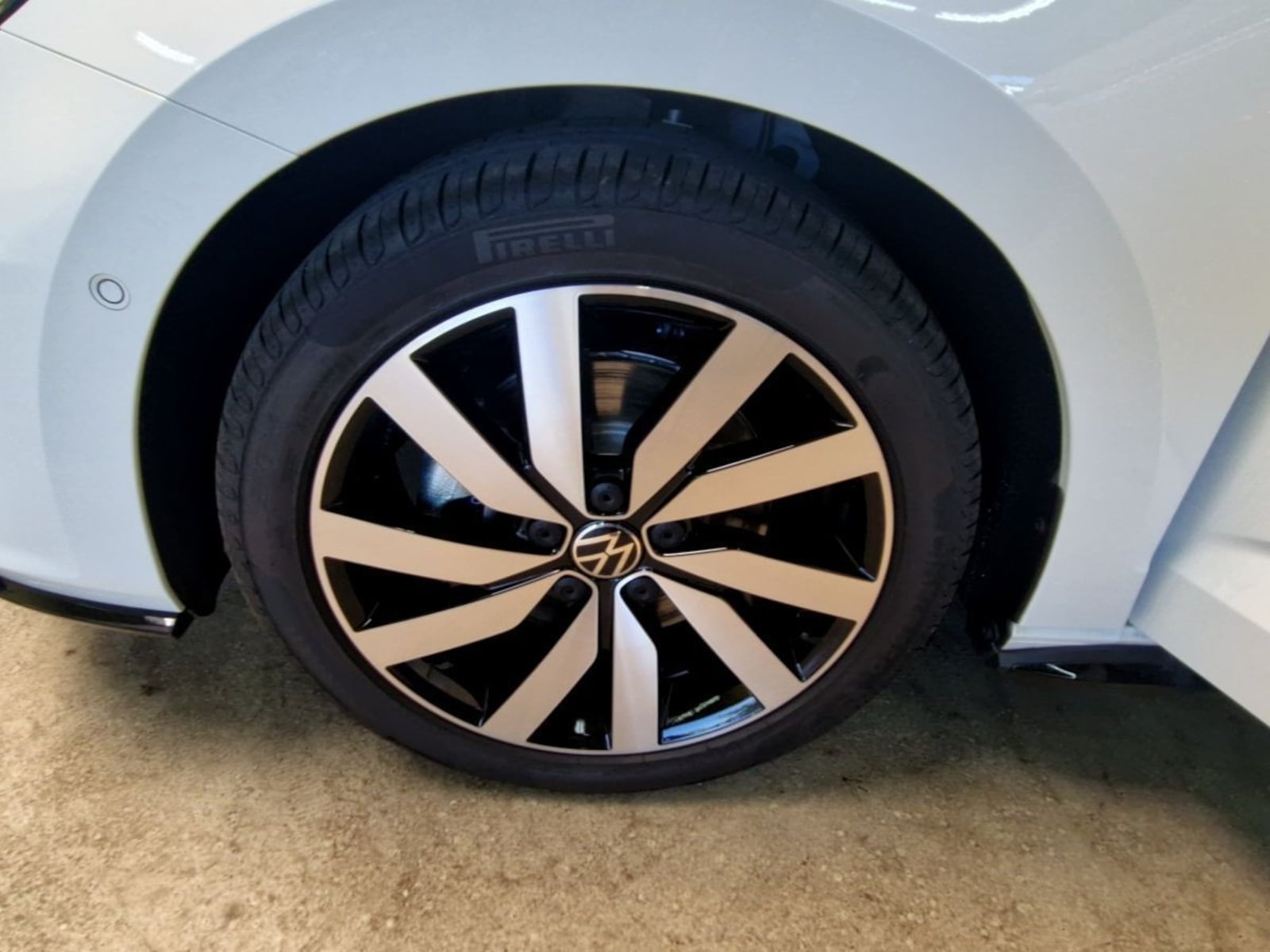 Volkswagen Touran – Bild 10