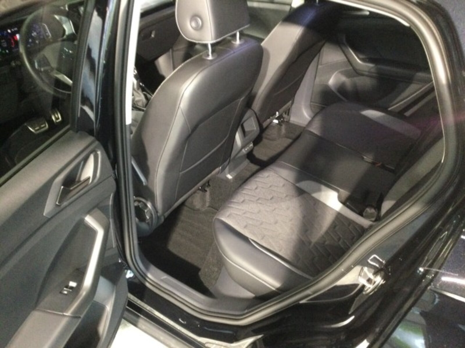 Volkswagen T-Cross – Bild 4