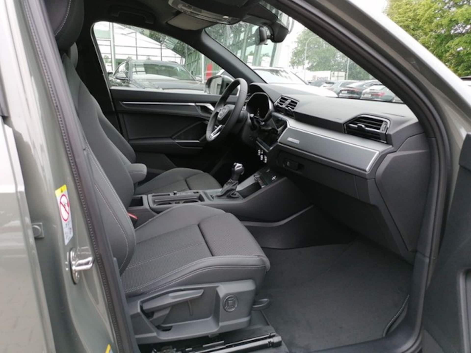Audi Q3 SUV S line