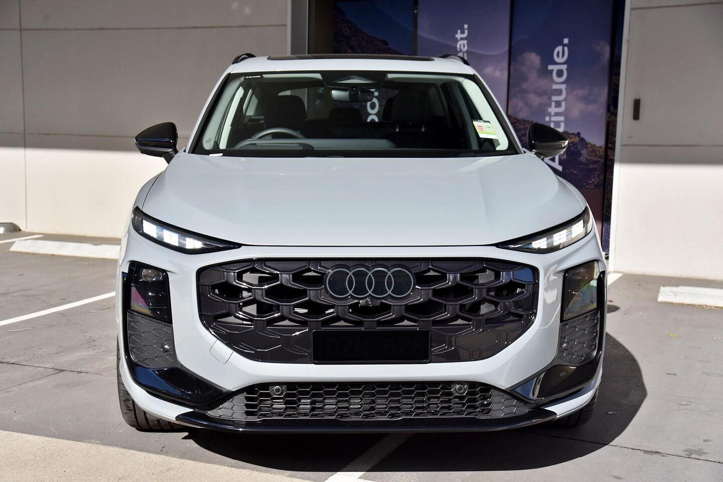 Image about Audi Q3 SUV TFSI 110 kW launch edition