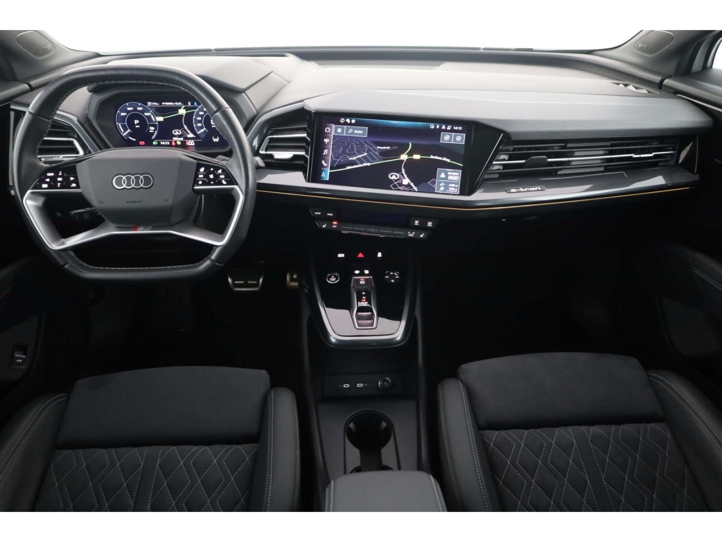 Bild über Audi Q4 Sportback e-tron 50 e-tron quattro - für weitere Informationen kontaktieren Sie den Audi Partner