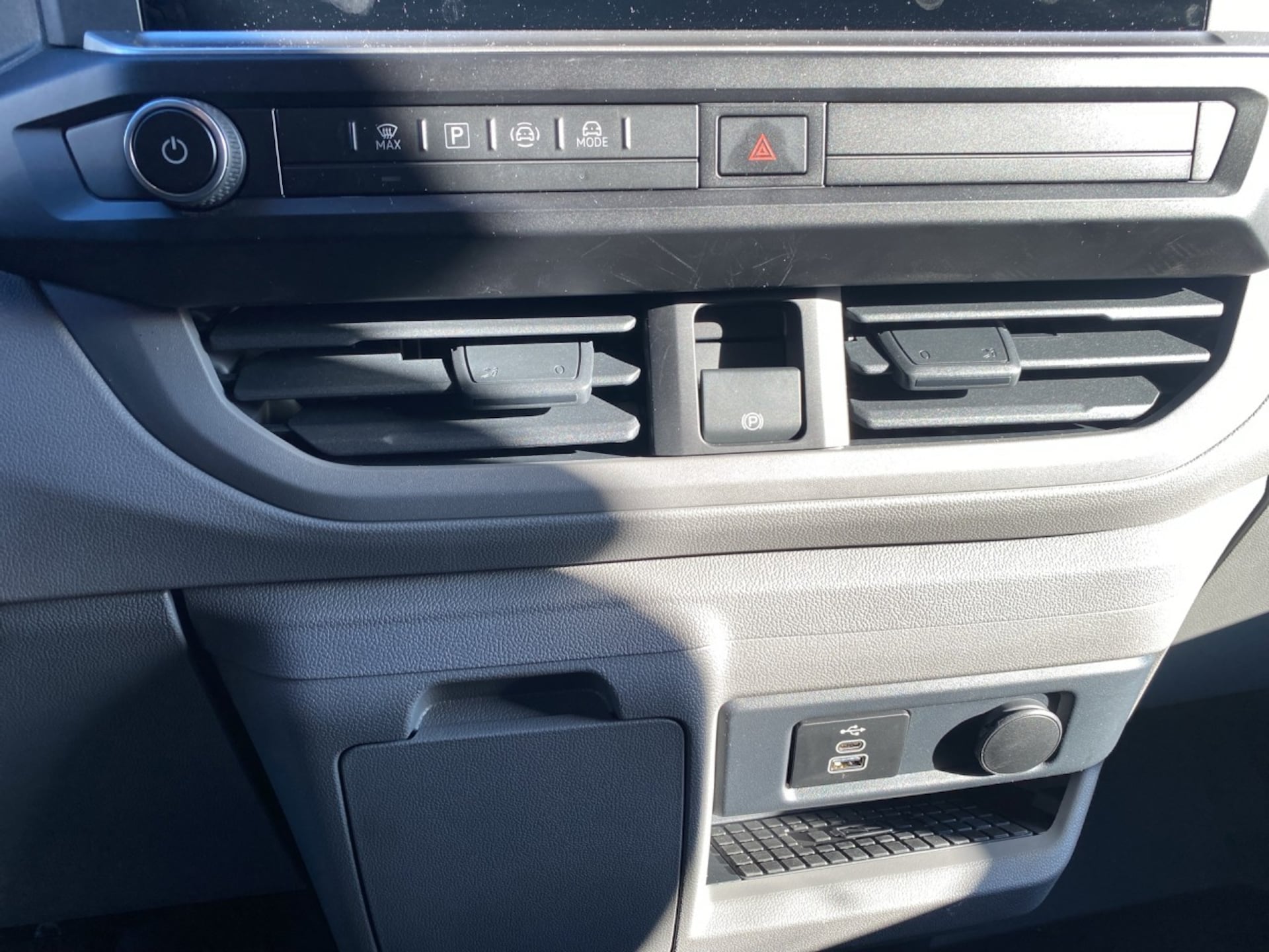 Volkswagen Transporter Kasten langer Radstand