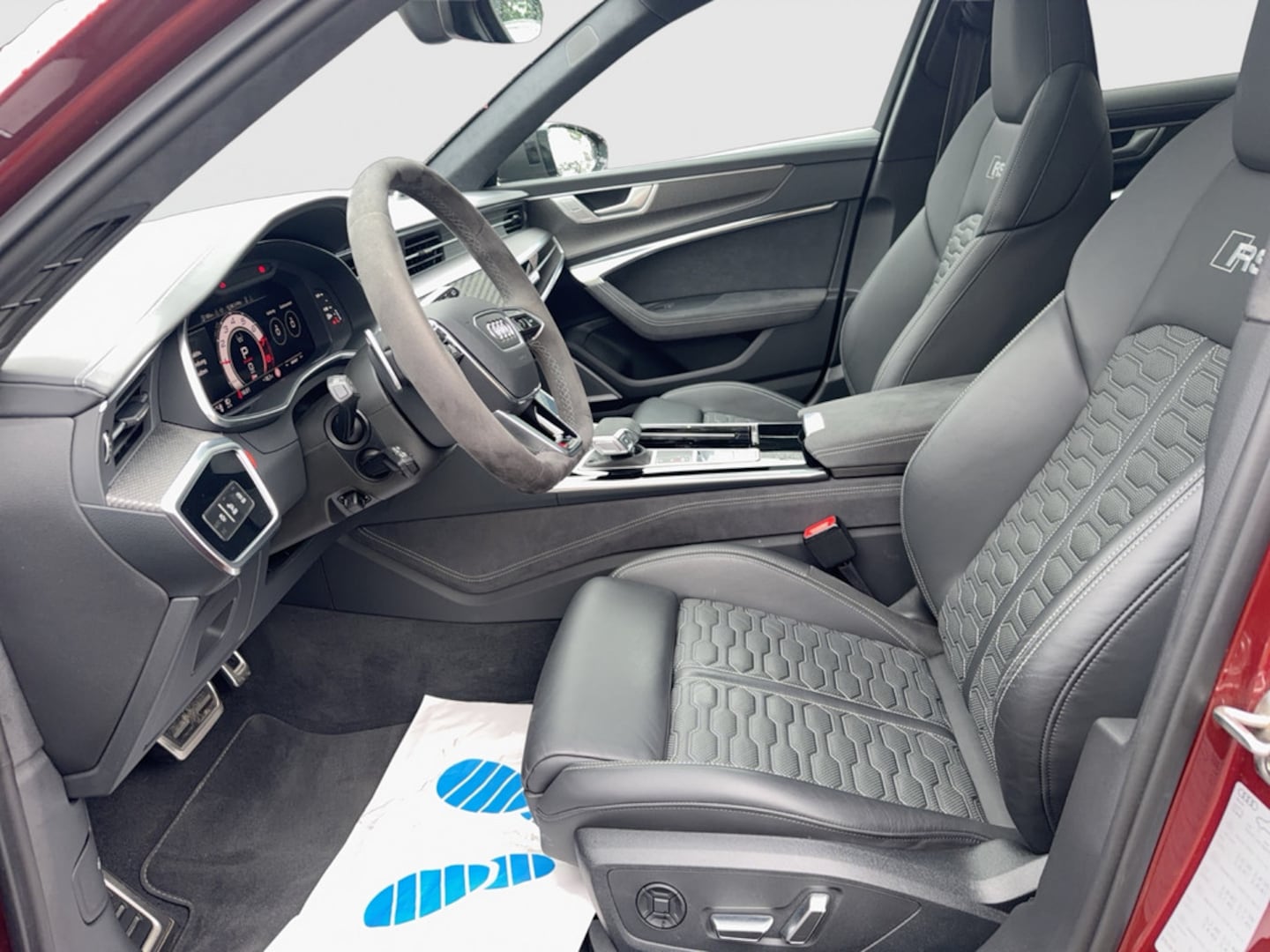 Bild über Audi RS 6 Avant performance quattro tiptronic - für weitere Informationen kontaktieren Sie den Audi Partner