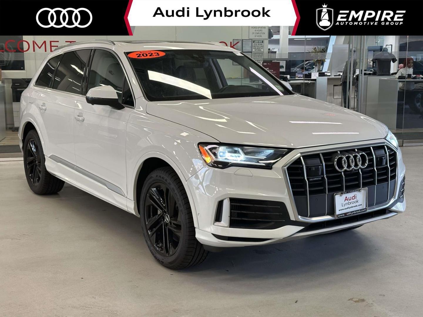 2023 Audi Q7 55 Premium Plus quattro Tiptronic's photo