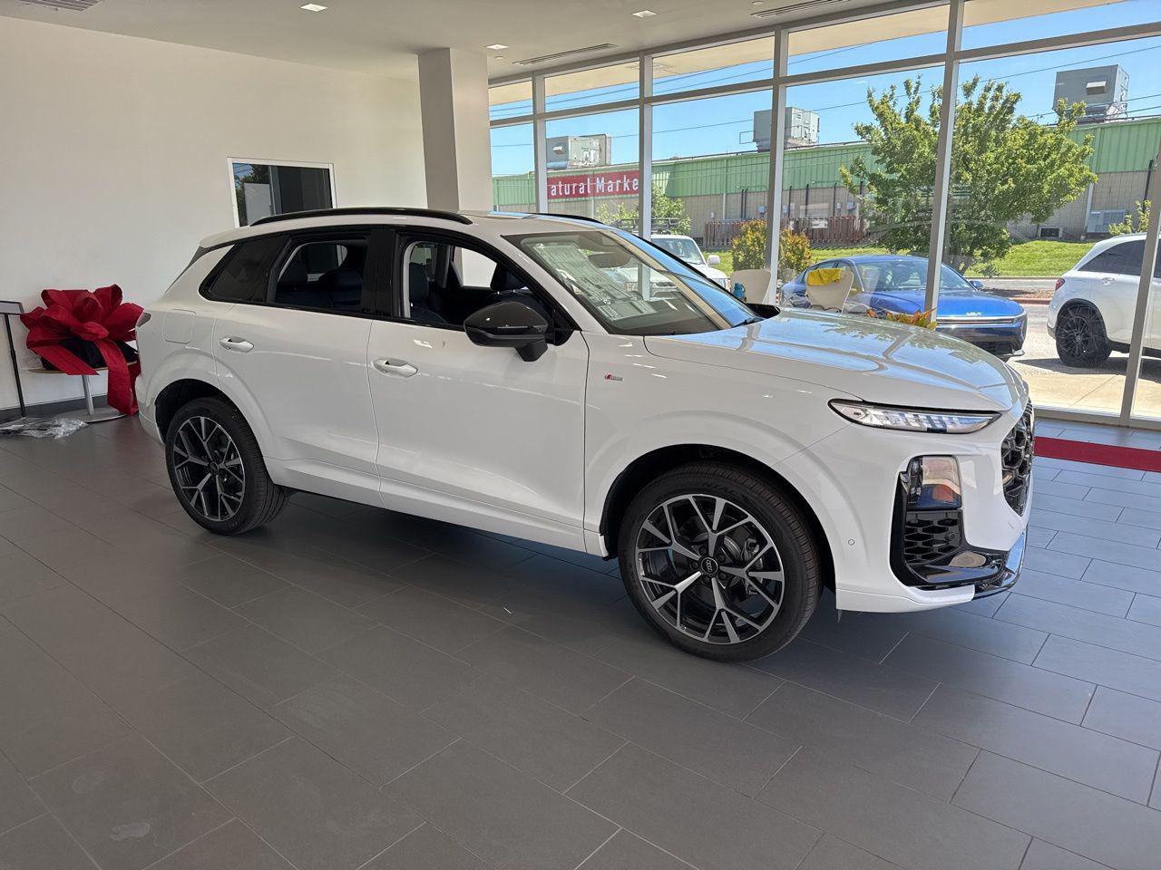 2026 Audi Q3 S line quattro's photo
