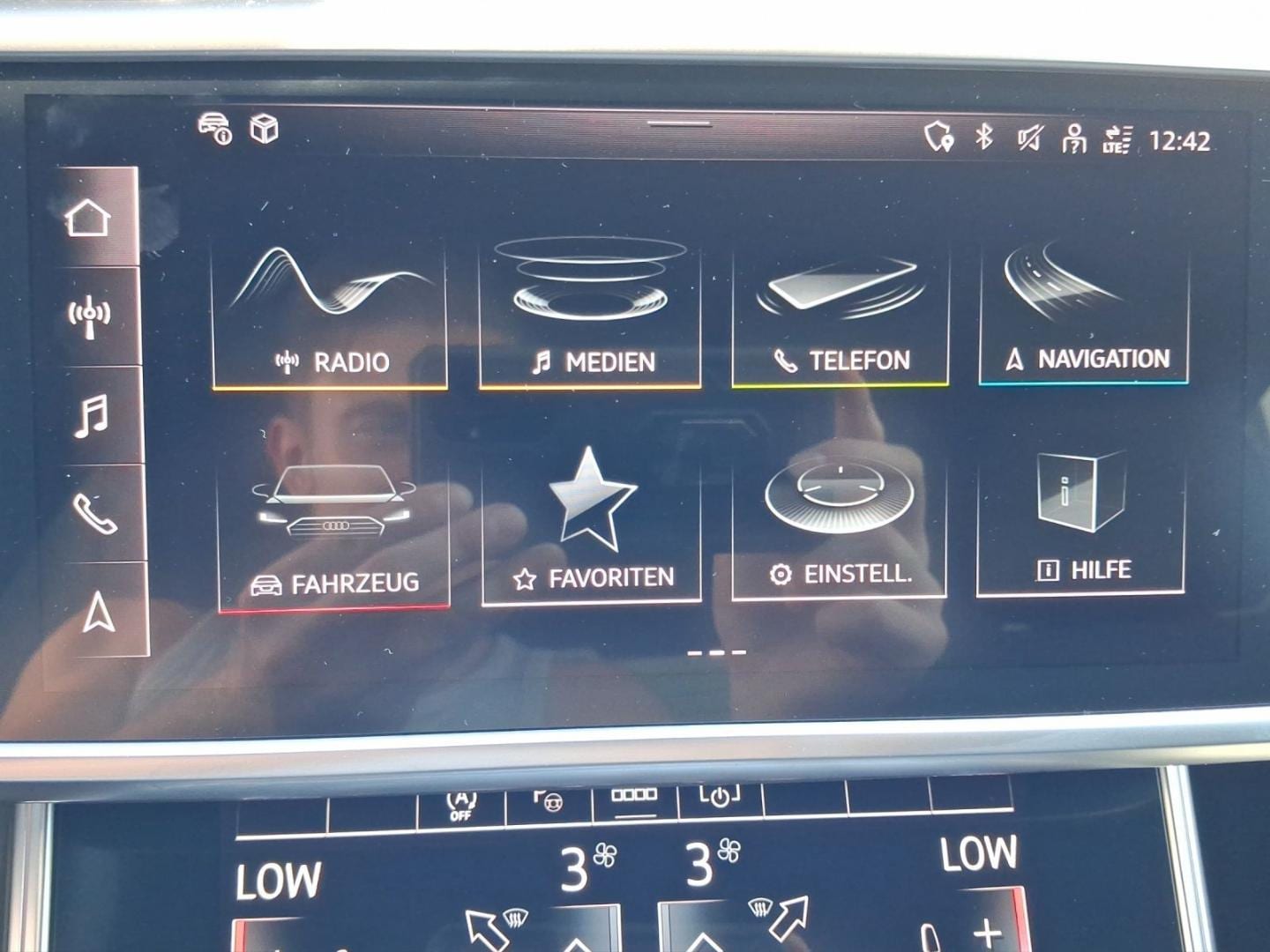 Bild über Audi A6 Limousine S line 40 TDI quattro S tronic - für weitere Informationen kontaktieren Sie den Audi Partner