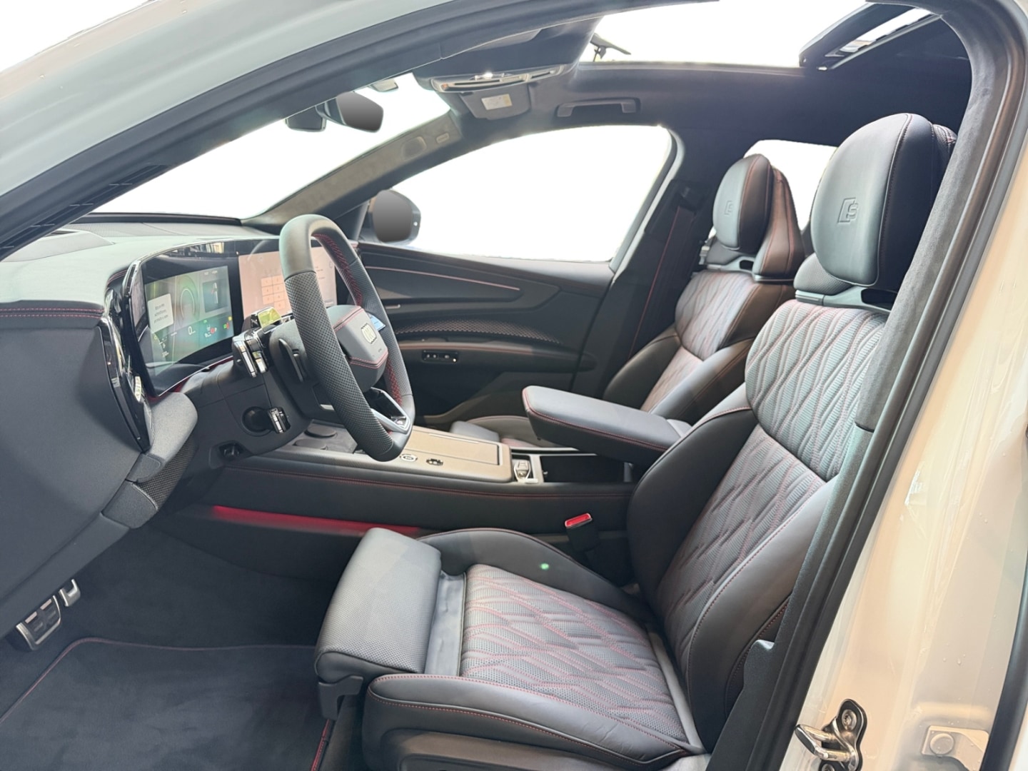 Bild über Audi Q7 SUV TDI quattro 220 kW tiptronic - für weitere Informationen kontaktieren Sie den Audi Partner