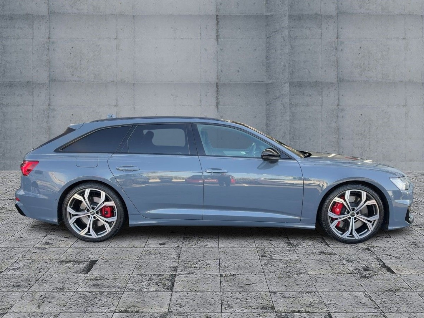 Bild über Audi S6 Avant TDI quattro tiptronic - für weitere Informationen kontaktieren Sie den Audi Partner