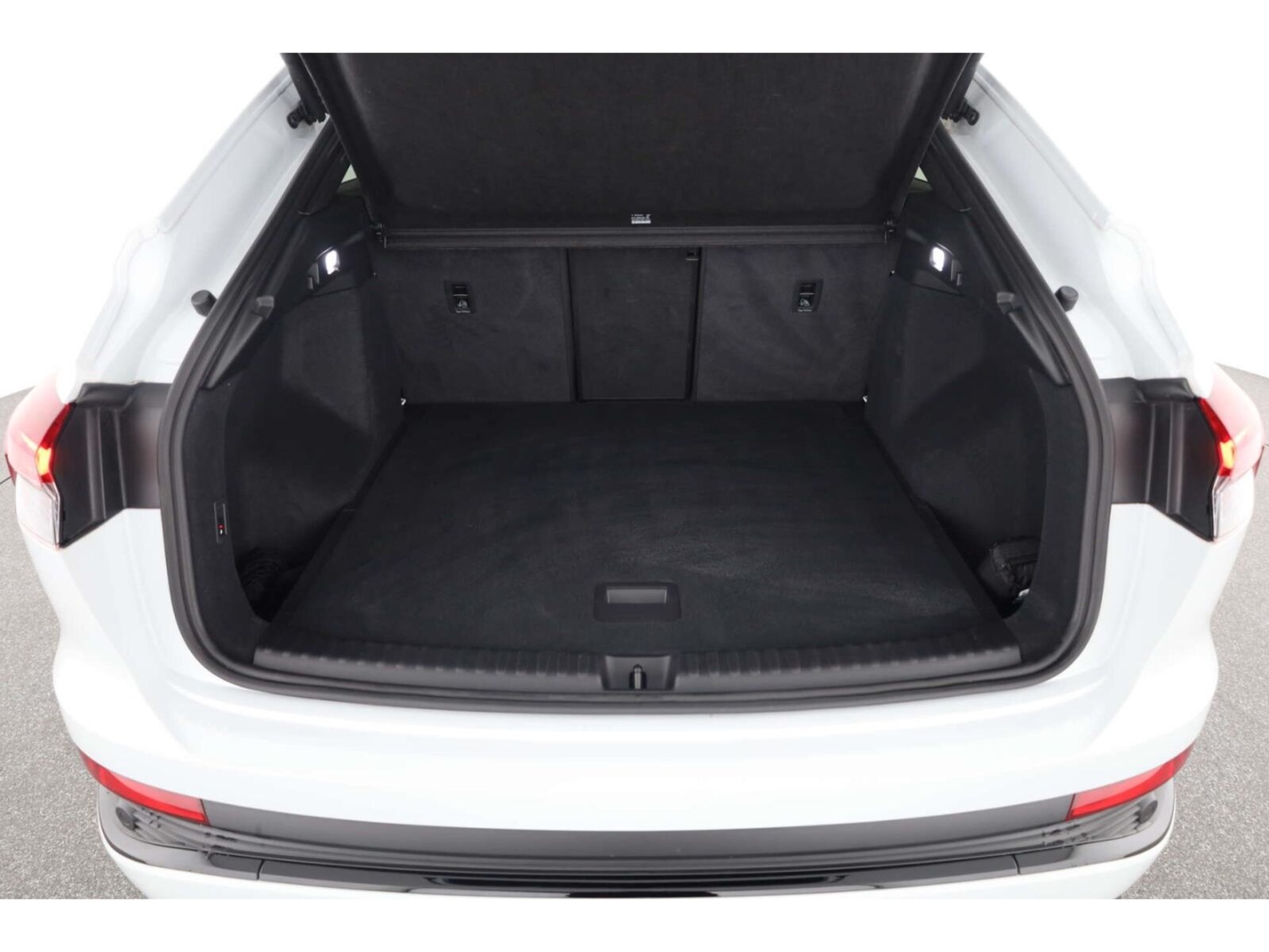 Audi Q4 Sportback e-tron – Bild 12