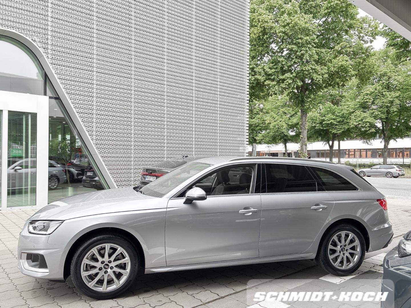 Bild über Audi A4 Avant advanced 35 TFSI S tronic - für weitere Informationen kontaktieren Sie den Audi Partner